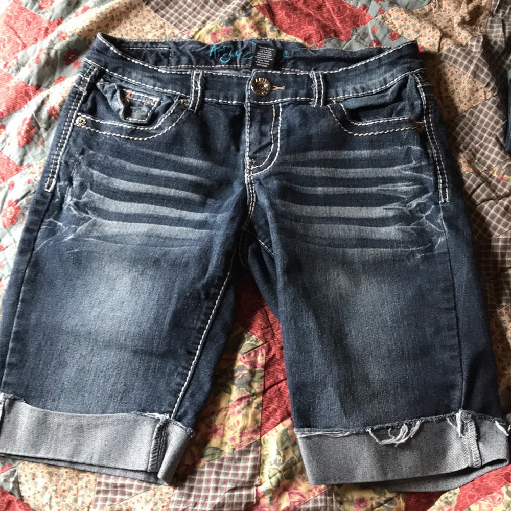 Cute jean shorts